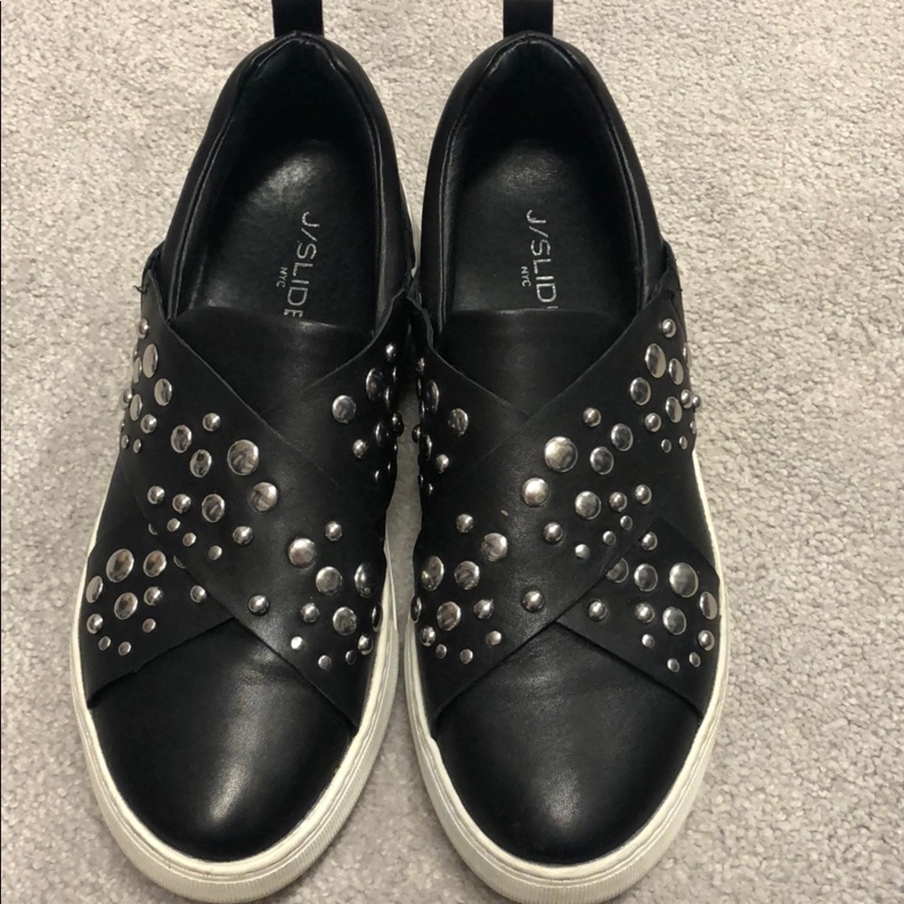 Fashion slip on sneakers